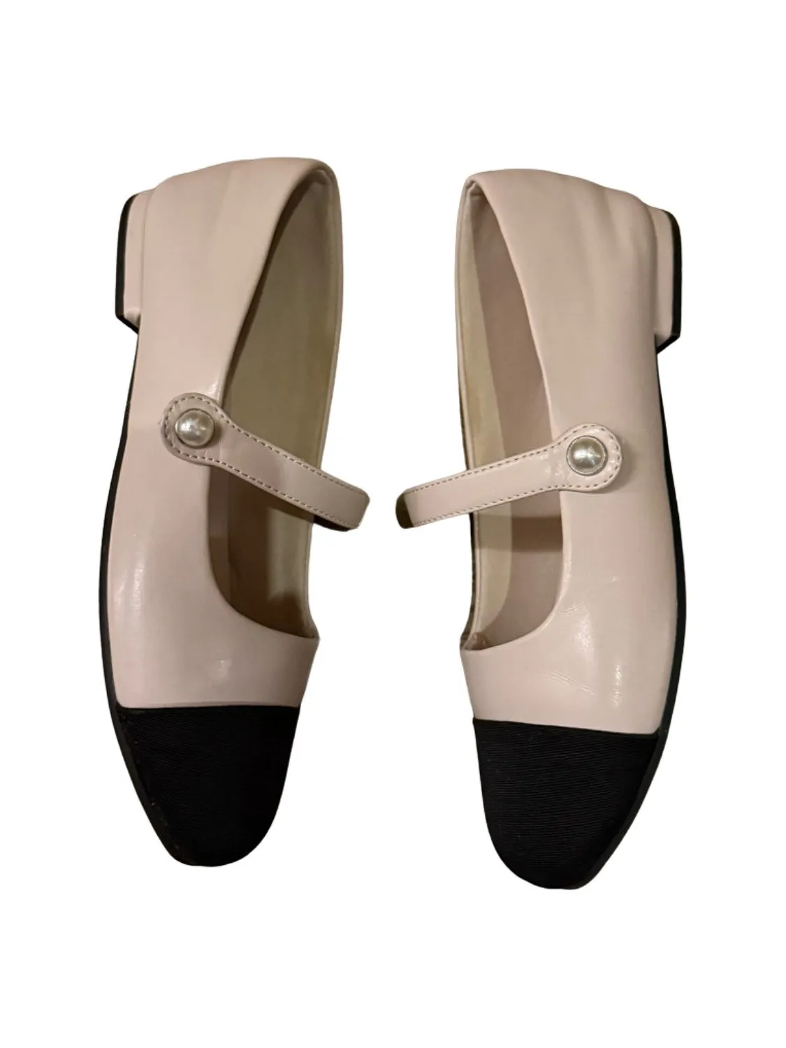 Charles & Keith Flats 7Y (EU32)