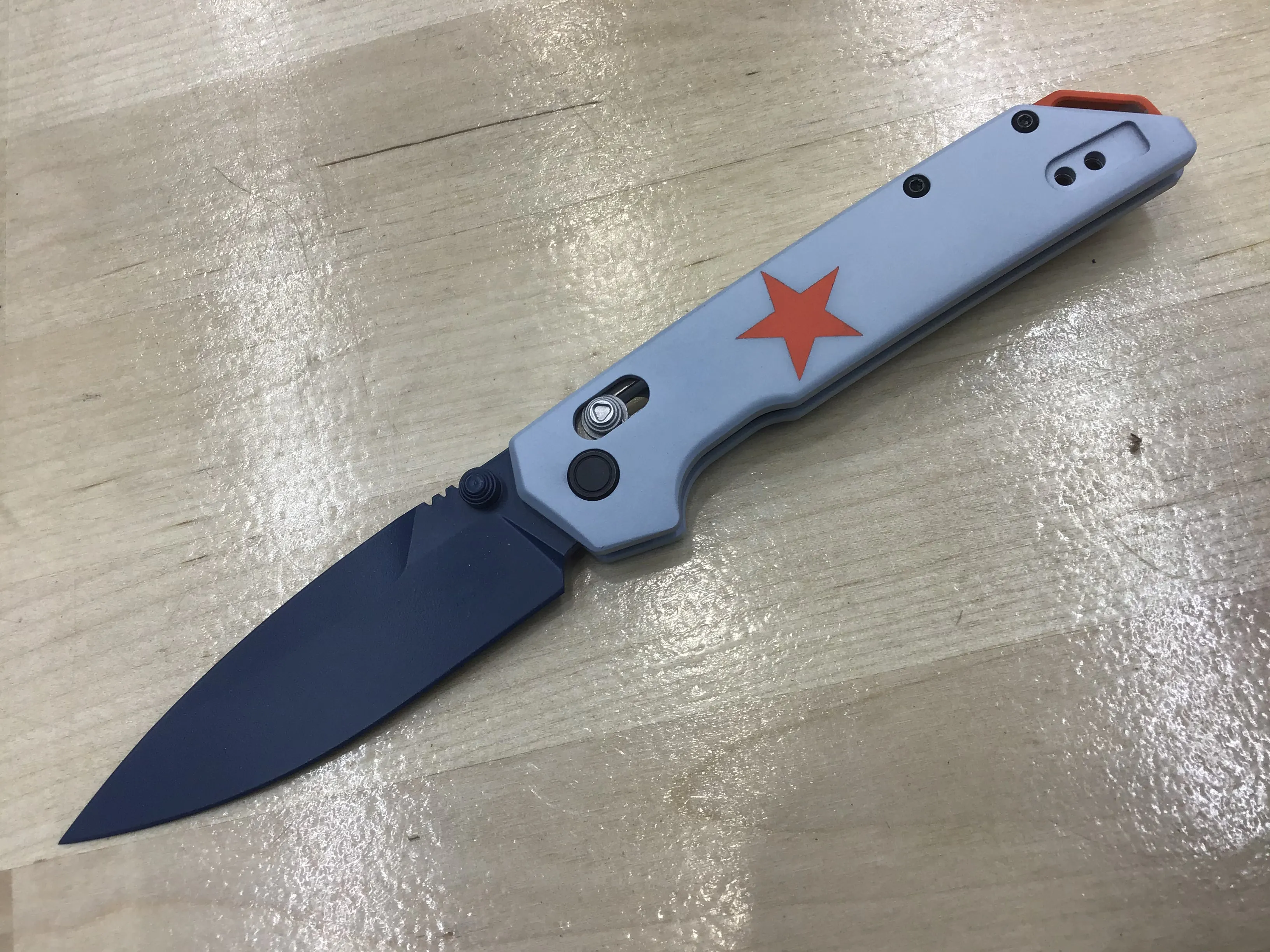 Custom Kershaw Iridium Astros 2010’s Theme D2 Blade Blue Cerakote Grey Cerakoted Aluminum Handle