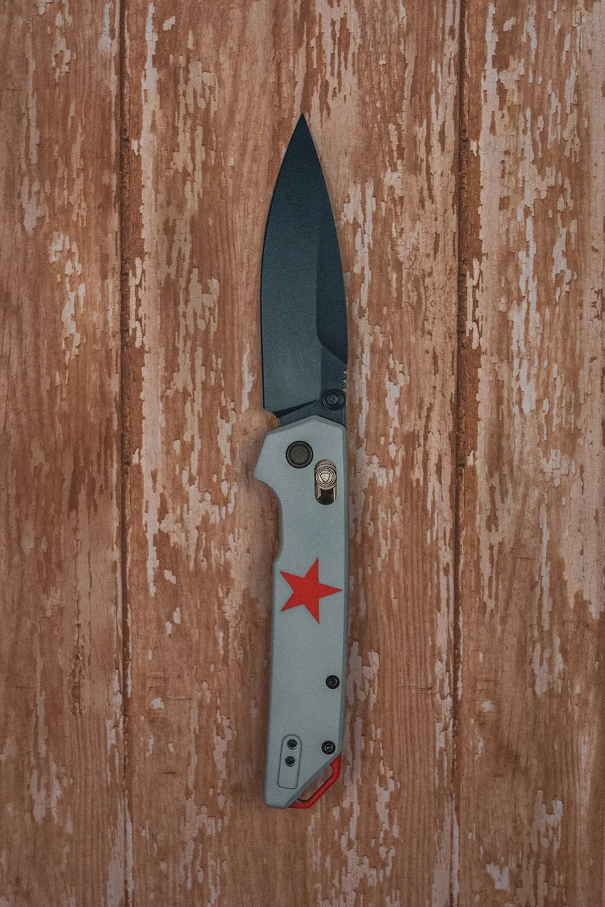 Custom Kershaw Iridium Astros 2010’s Theme D2 Blade Blue Cerakote Grey Cerakoted Aluminum Handle