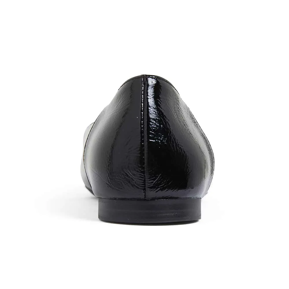 Hugo Flat in Black Patent