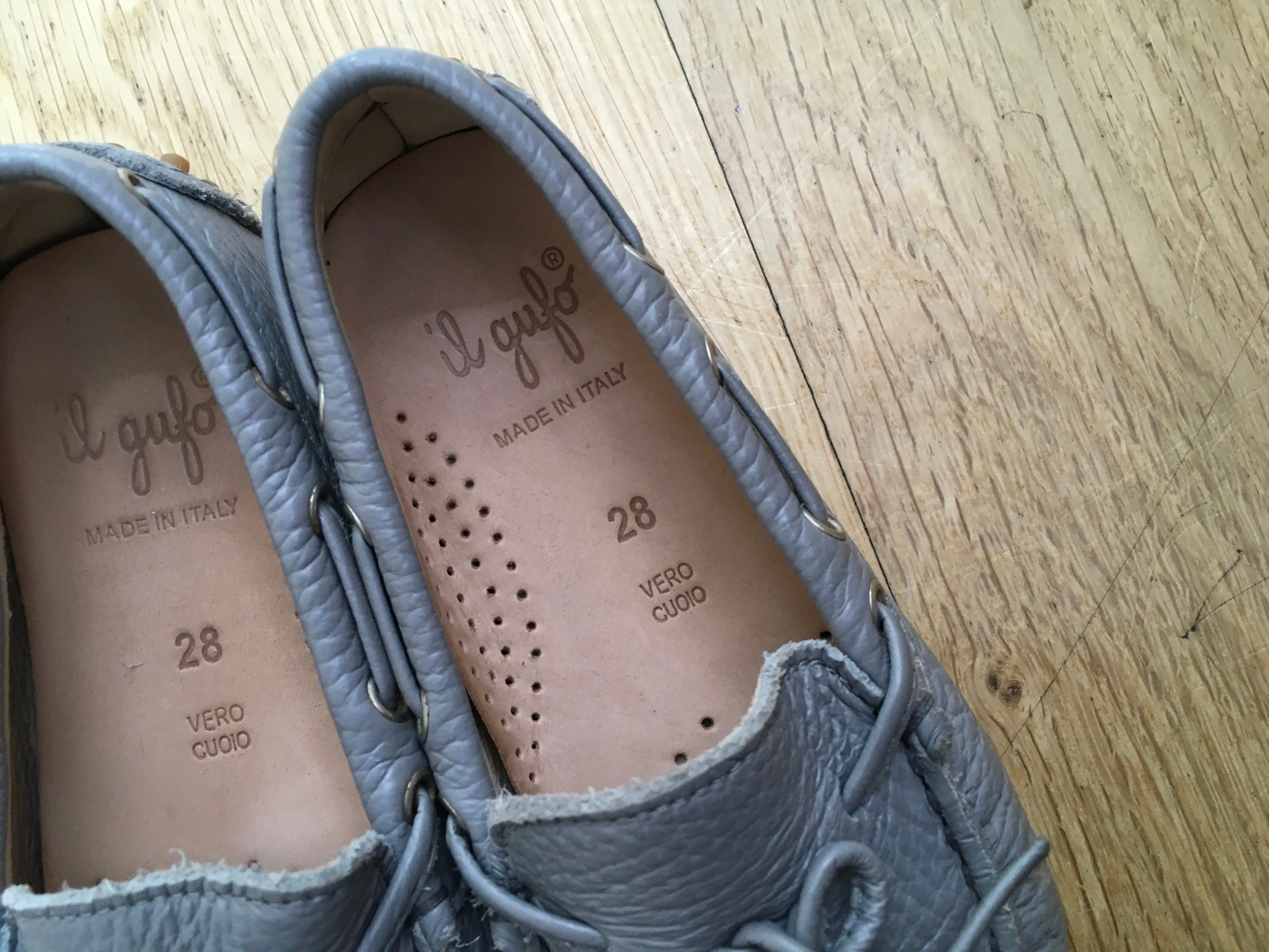 il gufo Children Boys' Grey Round-Toe Loafers Size 28 & 36 children