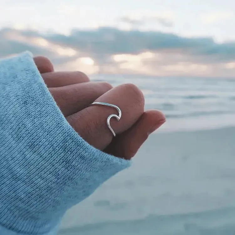 Pura Vida Wave Ring  A Dainty Ocean-Inspired Statement Piece