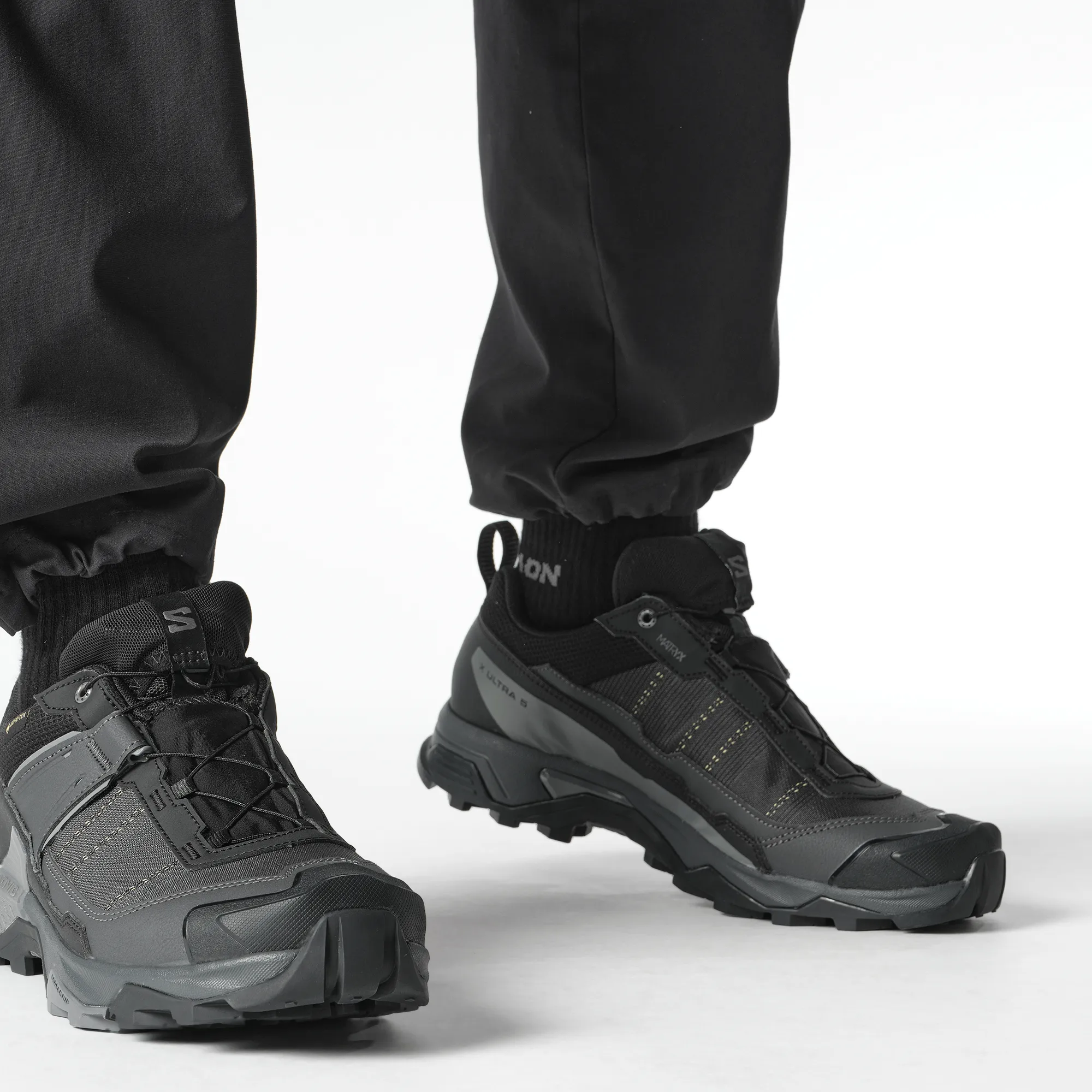 Salomon Men's X Ultra 5 Gore-Tex Trail Shoes - WIDE FIT (Black/Asphalt/Castlerock)