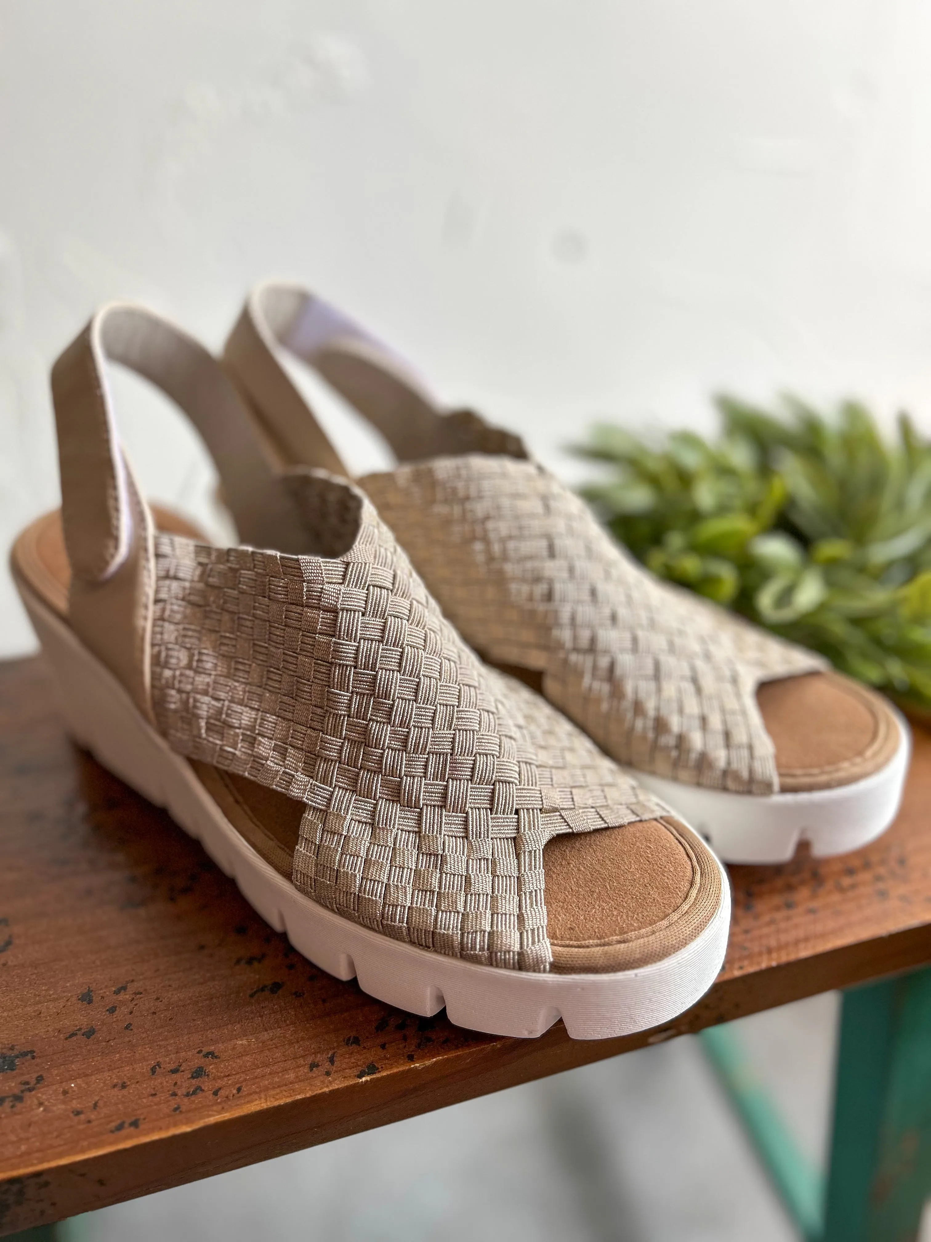 VENTI GOLD ULTRA COMFORT WEDGE