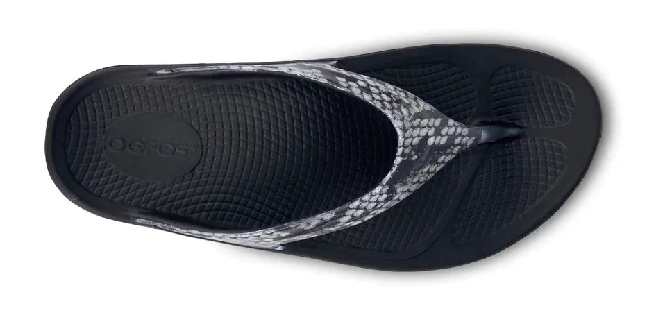 Women's Oofos OOlala Limited Color: Snake