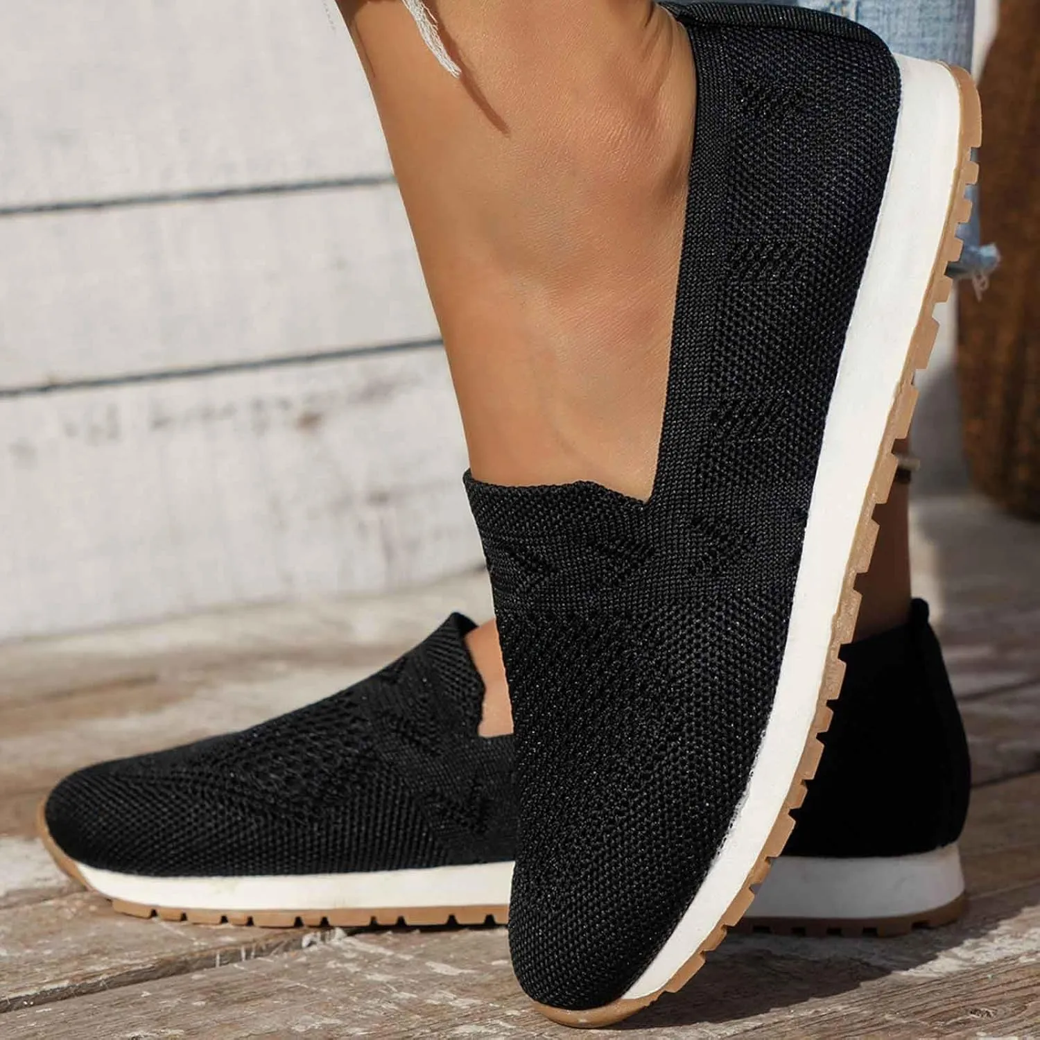 Women's Slip On Walking Shoes with Arch Support Non Slip Nursing Shoes Lightweight Breathable Casual Work Shoes