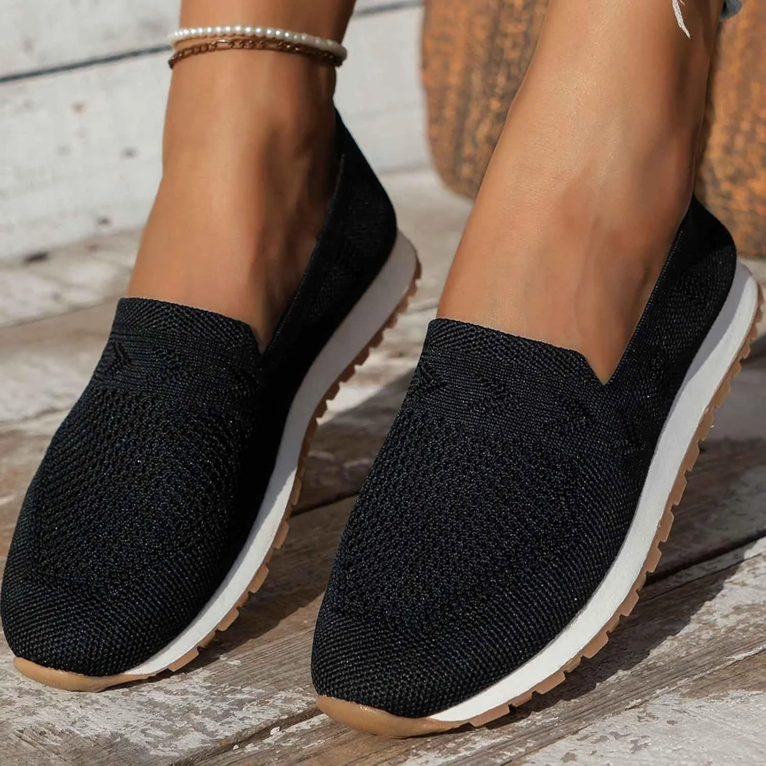 Women's Slip On Walking Shoes with Arch Support Non Slip Nursing Shoes Lightweight Breathable Casual Work Shoes