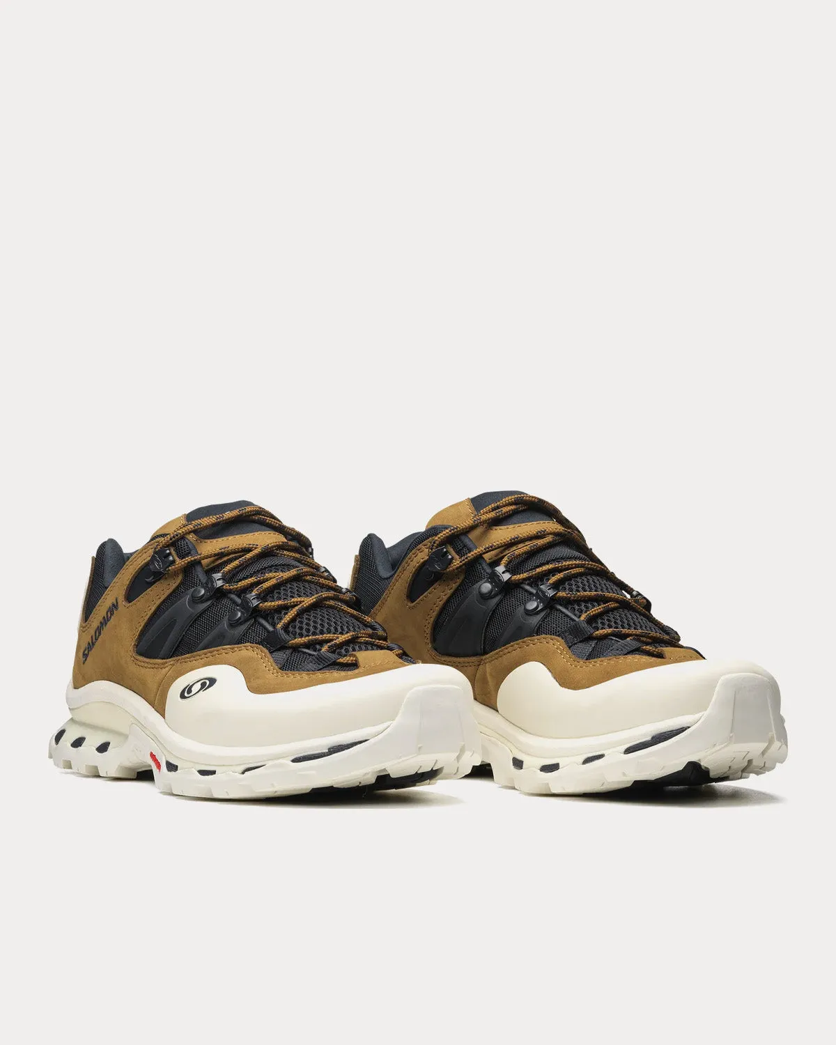 XT-Quest 2 Vanilla Ice / Rubber / Dark Sapphire Low Top Sneakers